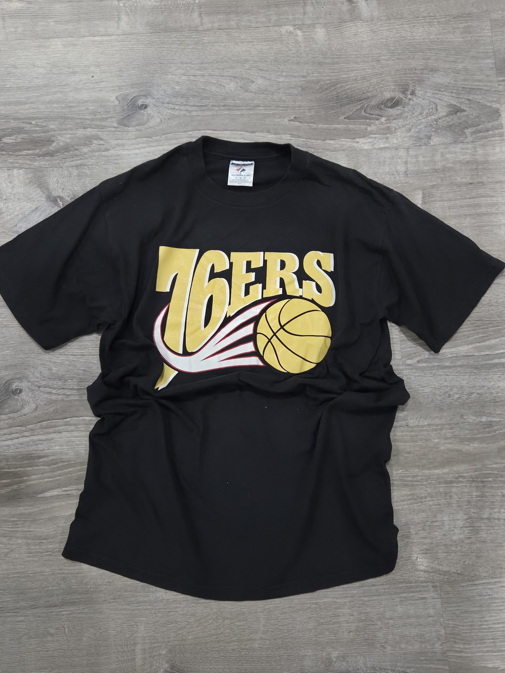 Jerzees Black 76ERS Graphic Tee with Gold Basketball